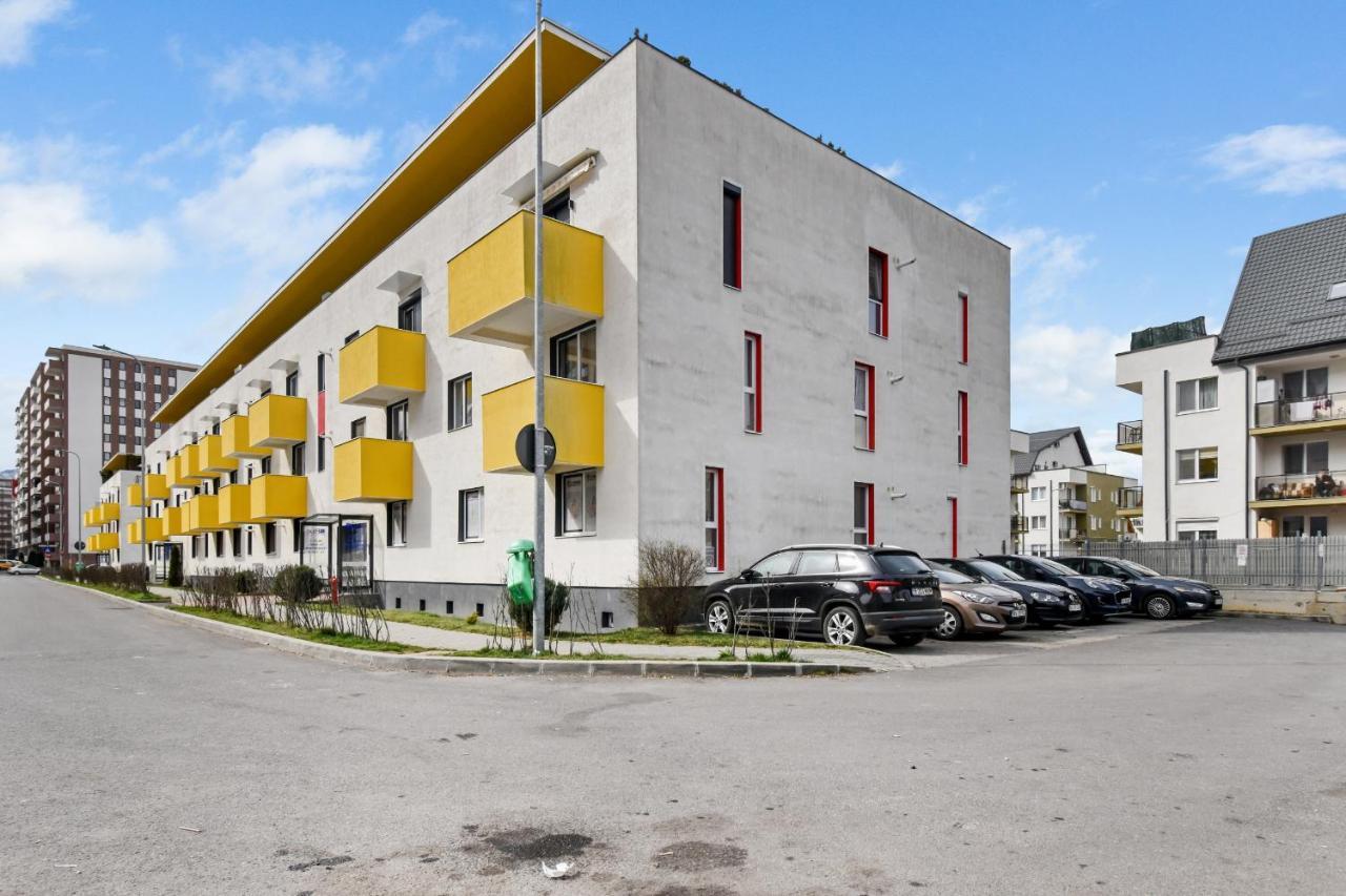 Apartment Blue 1 *